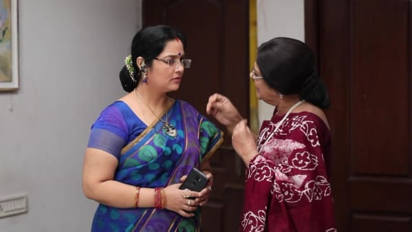 Watch Poovey Poochoodava Feb 21 2019 Full Episode Online In Hd Zee5 Pandian stores 9 november 2020 vijay tv pandian stores today episode promo full video review. zee5