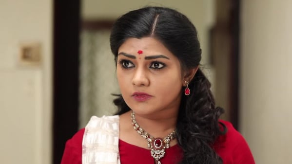 Watch Poovey Poochoodava Mar 15 2019 Full Episode Online In Hd Zee5 Zee tamil drama serial poove poochudava episode 652 full episode. poove poochoodava episode 546 march 15 2019 full episode