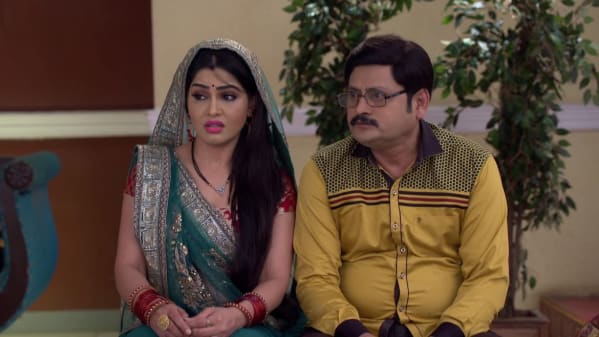 Watch Bhabi Ji Ghar Par Hai Apr 15 2019 Full Episode Online In Hd Zee5 All updates written episodes fan fiction news episodic analysis.