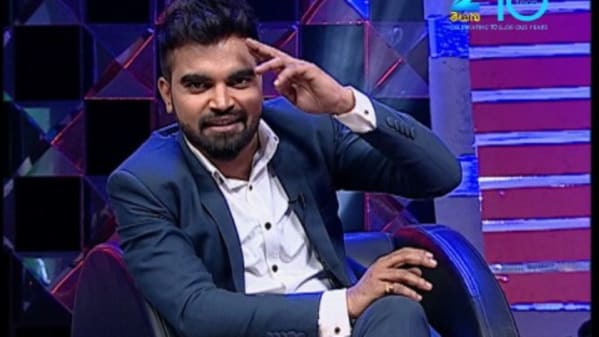 Watch Konchem Touch Lo Unte Chepta Season 2 Nov 29 2015 Full Episode Online In Hd Zee5 In Marathi Koncham touch lo unte chepta. zee5