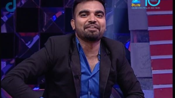 Watch Konchem Touch Lo Unte Chepta Season 2 Nov 8 2015 Full Episode Online In Hd Zee5 In Hindi Konchem touchlo vunte chepta episode 6 november 8 2014. zee5