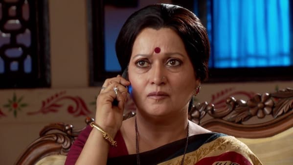 Watch Doli Armaanon Ki Nov 10 2014 Full Episode Online In Hd Zee5 Urmi and ishaan, along with saroj are baffled and shattered. episode 246 doli armaanon ki