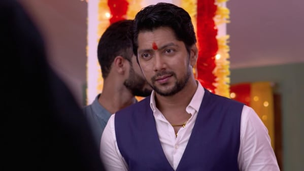 Watch Kumkum Bhagya Aug 2 2017 Full Episode Online In Hd Zee5 It premiered on april 15, 2014 on zee tv.