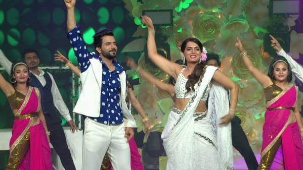 Watch Salaam E Ishq Feb 29 2020 Full Episode Online In Hd Zee5 Sonu nigam, shreya ghosal, kunal ganjawala, sadhana sargam, shankar mahadevanlyricist : manit jaura and ruchi chaturvedi s performance salaam e ishq
