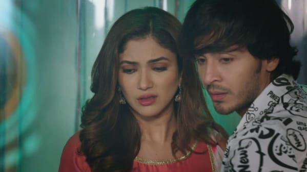 Watch Haiwaan Oct 5 2019 Full Episode Online In Hd Zee5 Season 2 is also anticipated to have the same pace. kaal attacks randhir haiwaan