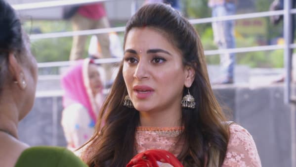 Watch Kundali Bhagya Oct 15 2019 Full Episode Online In Hd Zee5 Watch kundali bhagya live, kundali bhagya full episodes free by zee tv zee 5,desi serial kundali bhagya online download in dh quality, kundali bhagya apne tv hindi tv serial show drama desirulez desi tashan.