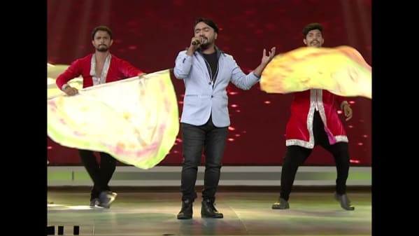 Watch Sa Re Ga Ma Pa Season 13 May 22 2020 Full Episode Online In Hd Zee5 Darshan, deepa sannidhi and others. zee5