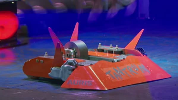 Watch Battlebots Season 4 Apr 1 2020 Full Episode Online In Hd Zee5 In