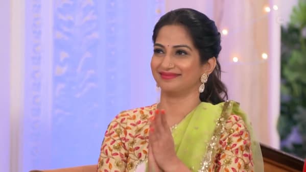 Watch Zee Rishtey Awards 2020 Dec 13 2020 Full Episode Online In Hd Zee5 Full tv show is streaming online in hd on hotstar. artists have a jolly time in the karaoke round zee rishtey awards 2020 party mode on