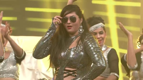 Watch Zee Telugu Kutumbam Awards 2020 Nov 11 2020 Full Episode Online In Hd Zee5 .2018 full episode zee tv zee rishtey awards 2018 full episode funny, comedy, performance, dance, full, episode latest telly news 2018 zeerishteyawards #zra2018 #zra #zeerishtey #zee #zeetv zee rishtey awards 2018 full show & marriage ceremony in presence of : actress namitha sets the stage on fire zee telugu kutumbam awards 2020