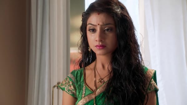 Watch Doli Armaanon Ki Sep 9 2020 Full Episode Online In Hd Zee5 In Doli armaanon ki | webisode | episode 365 | neha marda, siddharth arora, vibhav roy, kamya | zee tv. zee5