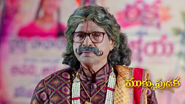 Akshaya Dresses Up as Vedavathi