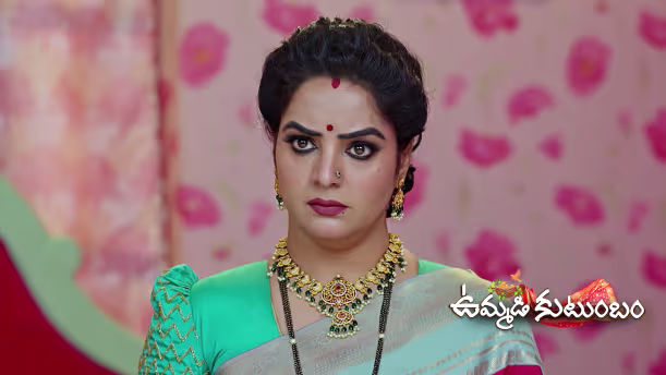 Ananda Starts a Medical Camp for Leelavathi