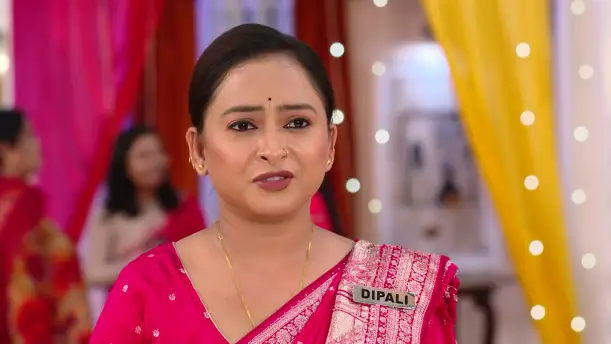 Dipali's Saree Upsets Mohini - Shrabani Dipali's Saree Upsets Mohini - Shrabani