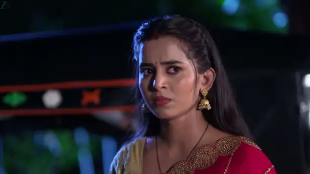 Abhi Recognises the Follower - Tu Khara Mun Chaai Abhi Recognises the Follower - Tu Khara Mun Chaai