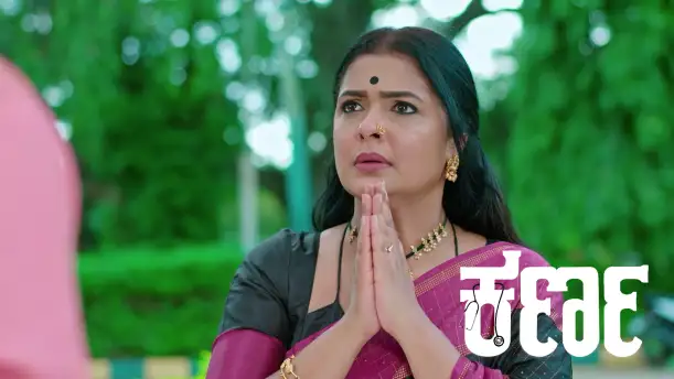 Bhuvaneshwari Lovingly Serves a Meal to Karna Episode 309