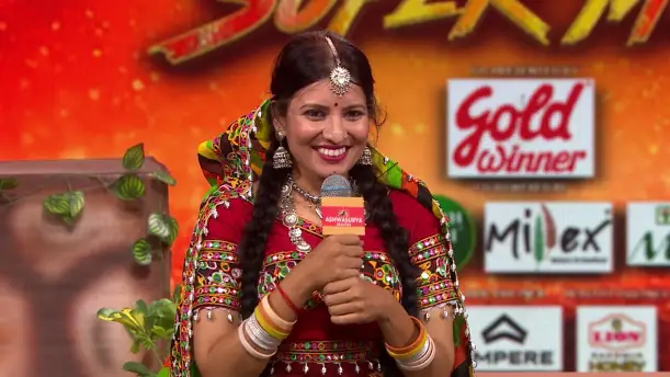 Jagaddhatri' Team on the DKD Super Mom Stage!​‌ Episode 7
