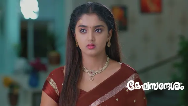 Apoorva Foils Pooja's Plan Episode 392