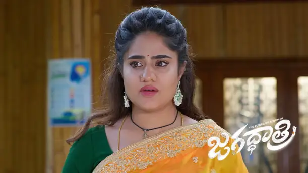 Jagadhatri Protects the File from Meenan and Yuvaraj Episode 932