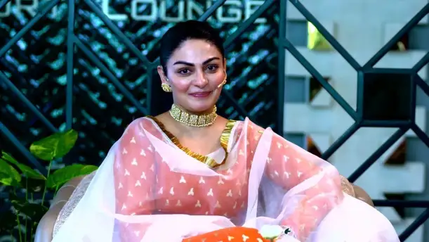 Neeru Bajwa Speaks about Her Colleagues Episode 4