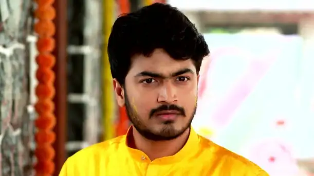 Amulya Succeeds in Applying Turmeric to Vedant Episode 12