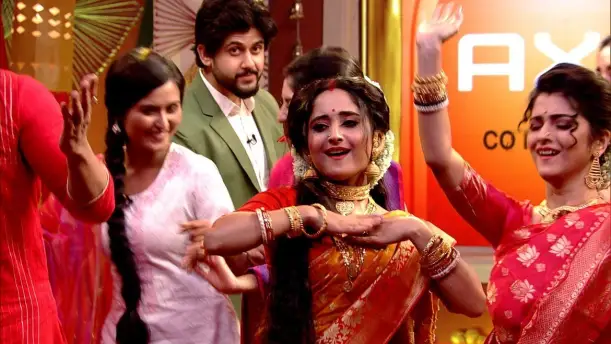 A Song-and-Dance-Filled Bijoya Baithak Episode 1
