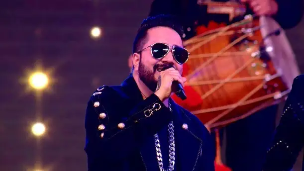 Mika Singh’s Stunning Performance Episode 3