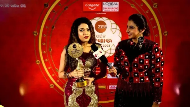 The Red-Carpet Event Begins Episode 6 The Red-Carpet Event Begins Episode 6