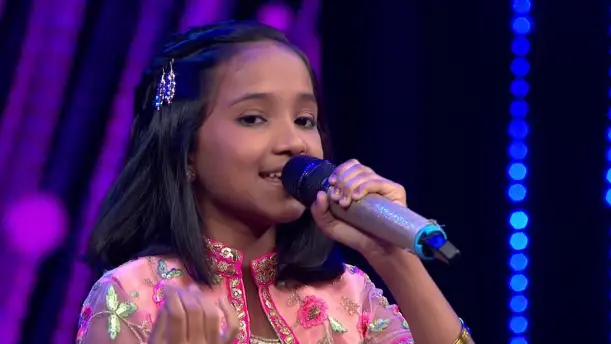 Anjali croons 'Beeti Na Bitai Raina'