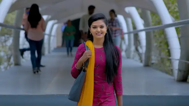 Anu’s treat to Arya Vardhan - Prema Entha Maduram Episode 12