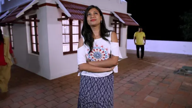 Ponni Takes Charge - Oru Oorula Oru Rajakumari Episode 12