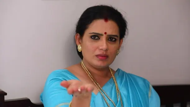 Parai Confides in Mangai - Oru Oorula Oru Rajakumari Episode 9