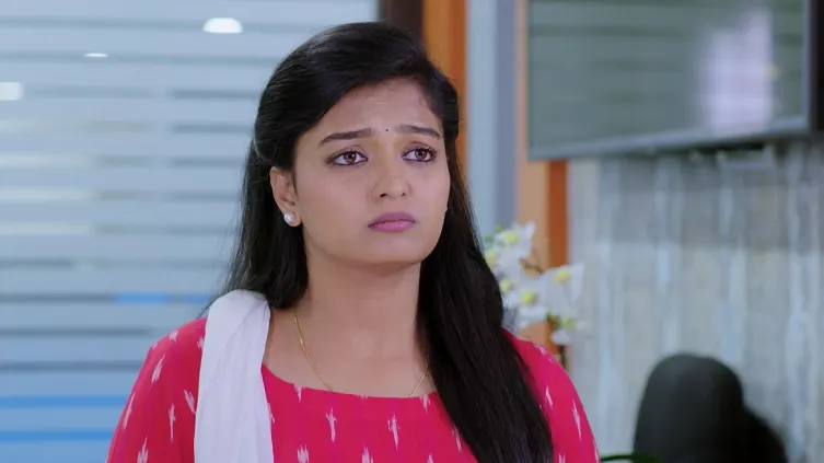 Anu gives the payasam to Arya Vardhan - Prema Entha Maduram Episode 25