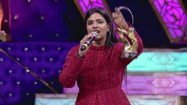 Aishwarya Rajesh's 'Kanaa' becomes true - Best of Zee Cine Awards Tamil 2020 Aishwarya Rajesh's 'Kanaa' becomes true - Best of Zee Cine Awards Tamil 2020