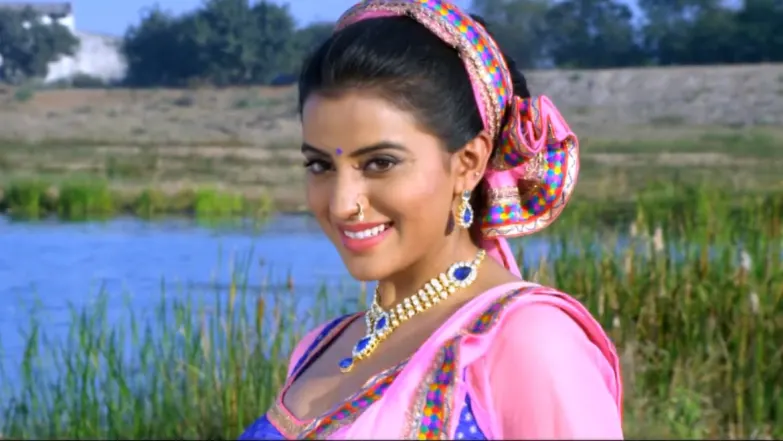 Takiya Pe Chadar Odhake | Dilwala - Bhojpuri Hit Song 