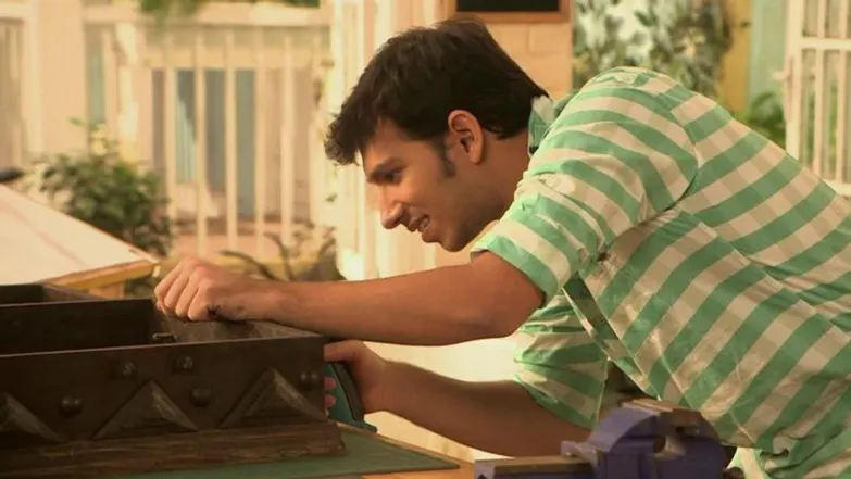 Learn how to build a foosball table Engineer This Season 1 Episode 8