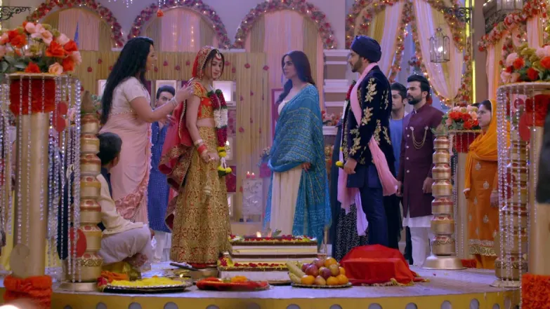Preeta stalls Monisha’s wedding - Kundali Bhagya Highlights 