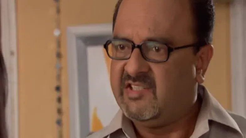 Khor Rak Ik Sak Krang Season 1 - Episode 11 Episode 11