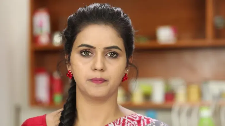 Vennila Slaps Swetha Episode 605