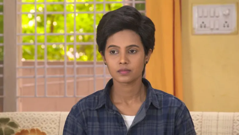 Pramila calls Chaitanya - Suryakantham Episode 17