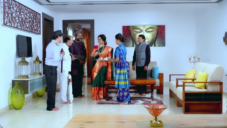 Akhilandeshwari ties the Rakhi - Raksha Bandhan 2019 Episode 3