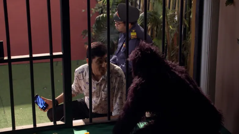 A chimpanzee attacks Vibhuti - Bhabi Ji Ghar Par Hai Episode 1182