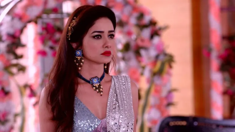 Abhi and Tanu's Engagement Begins | Kumkum Bhagya 