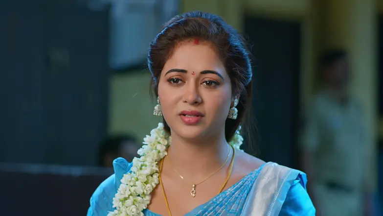 Tulasi's Family Fights Kanishka's Goons Episode 460