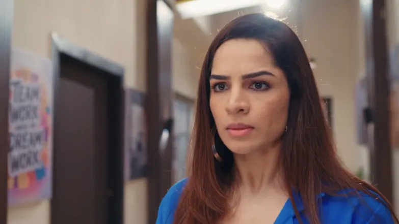 Sakshi Threatens Tapasya - Jagadhatri 