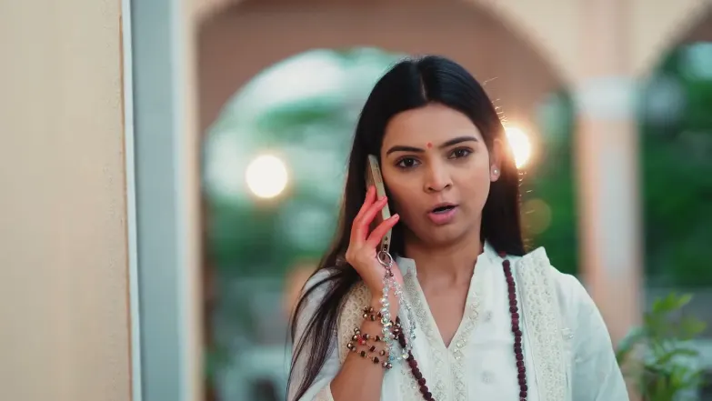 Mahi Discusses Their Plan with Kailash - Lakshmi Nivas 