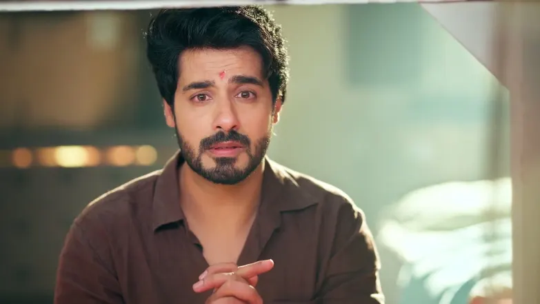 Narendra Tries to Marry an Unconscious Vrinda - Tu Hi Re Dil Mein 