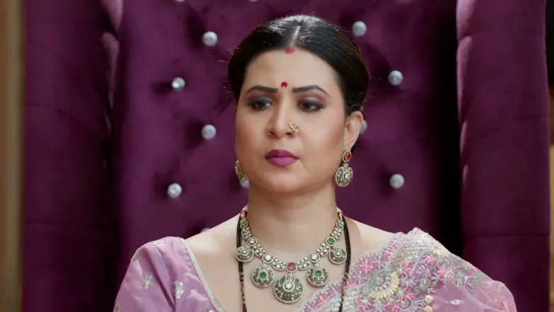 Vasudha Decides Savitri's Future - Vasudha 