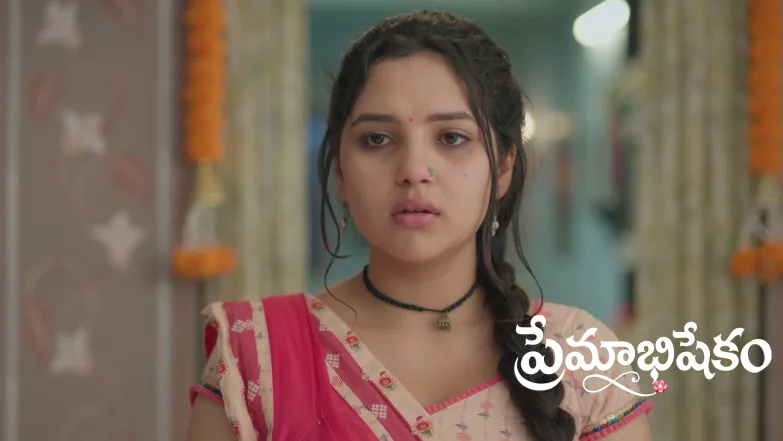Chandrika Consoles Vasudha Episode 61