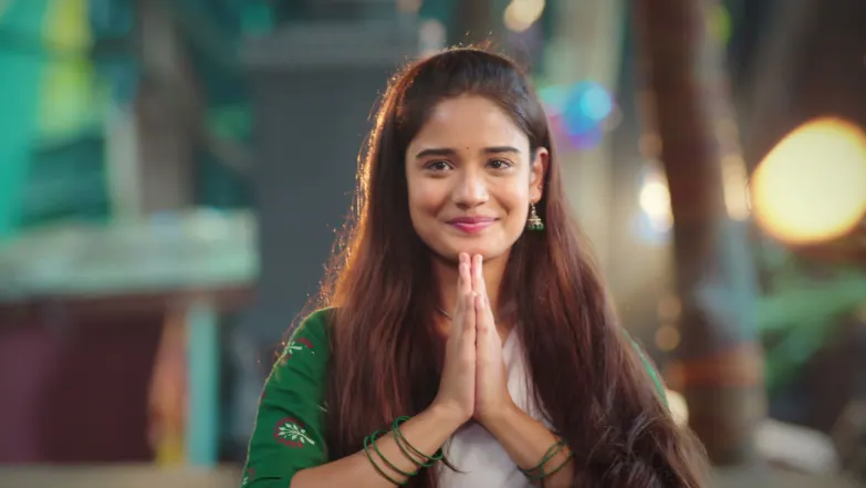Radhika Approaches Damayanti for Help Episode 15